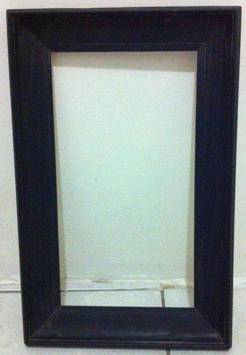 VINTAGE PICTURE FRAMES X2 (1940's)! BID ON TWO FRAMES.