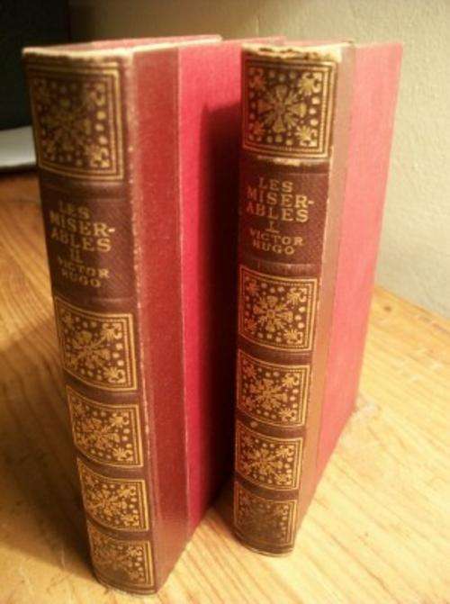 LES MISERABLES VOL 1 + 2 - VICTOR HUGO -"John O' London's" Home Library