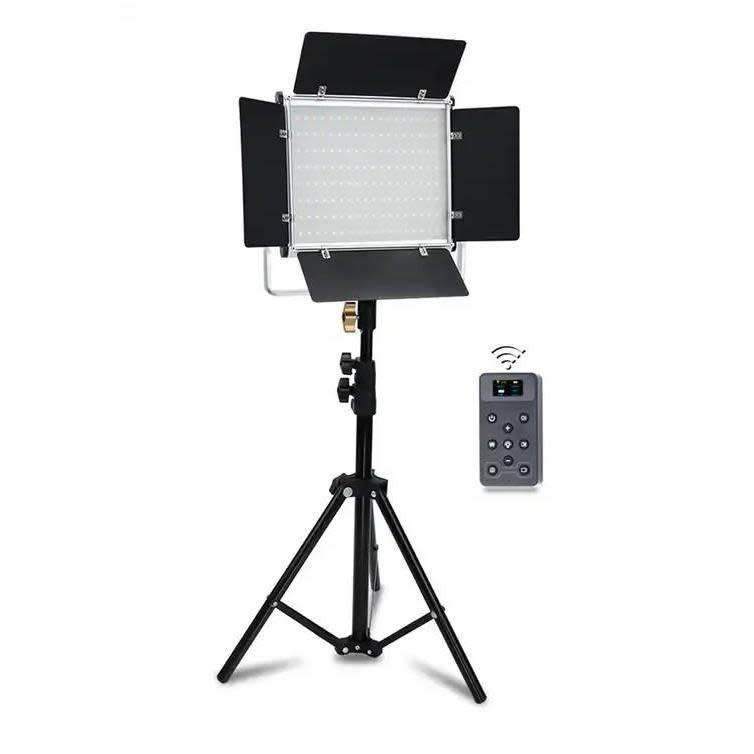 DW Professional LED Studio Camera Light With Stand And 2 Rechargeable Battery CRI95/2500K-9000K - W4