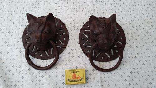Dog's head handles