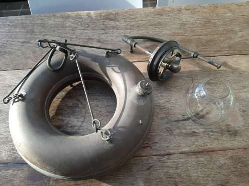Tilley IL-type lamp