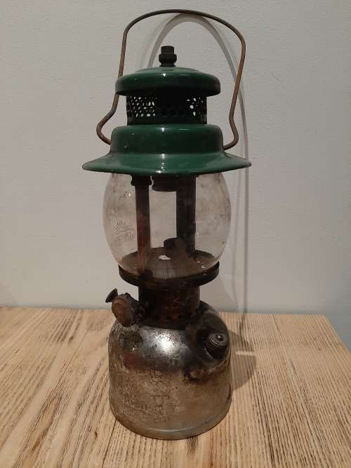 Coleman 249 lamp