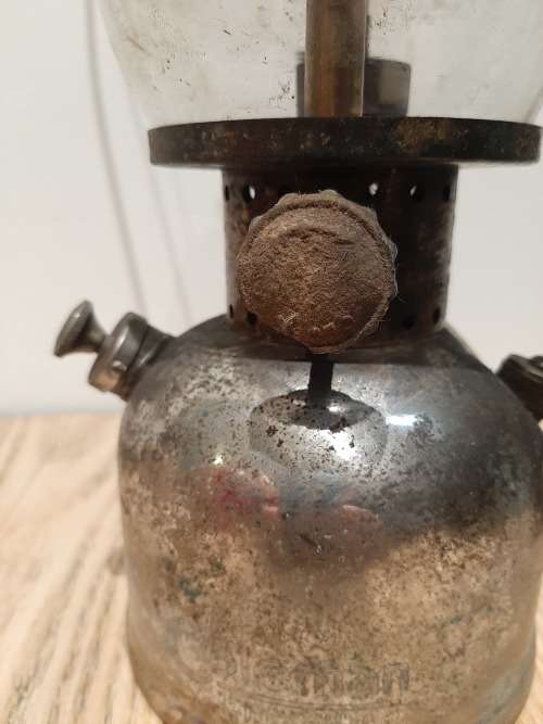 Coleman 249 lamp