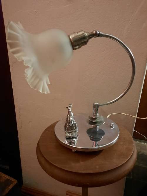 Art deco lamp
