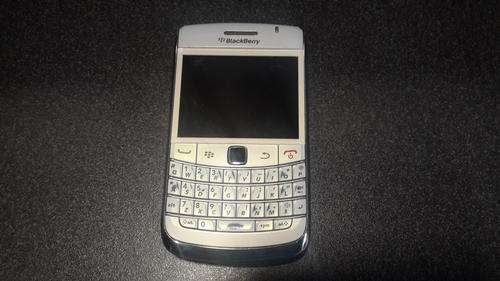 ###WHITE BLACKBERRY 9780### R1 AUCTION ###NO RESERVE!!!