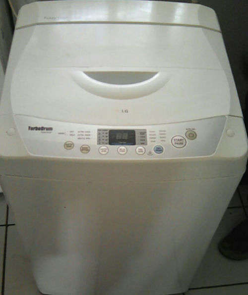 LG 8kg iSensor Turbo Drum washing machine