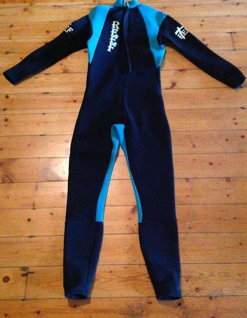 Medium/Large  Wetsuit