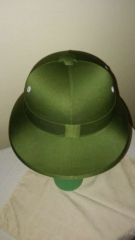 VIETNAMESE PEOPLES ARMY PITH HELMET