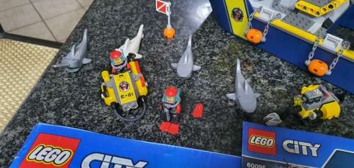 Lego City 60095 set