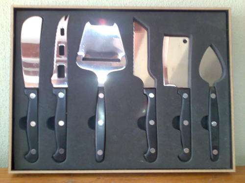 Cheese knives