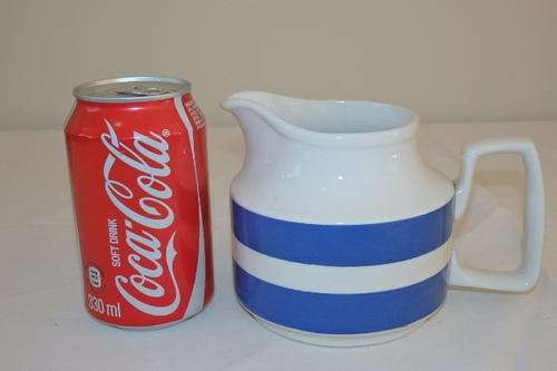 A GORGEOUS VINTAGE ENGLISH MADE BLUE (STRIPE) AND WHITE PORCELAIN MILK JUG