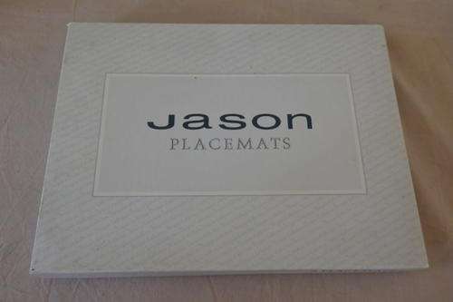 A FANTASTIC BOX SET OF 6 LARGER CORK BASED "JASON" WINDSOR WHITE TABLE PLACE BOARDS IN CREAM & GOLD