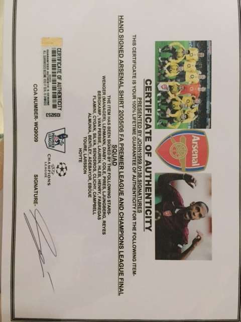 ##Arsenal Signed Soccer Jersey## 2005/2006 Team