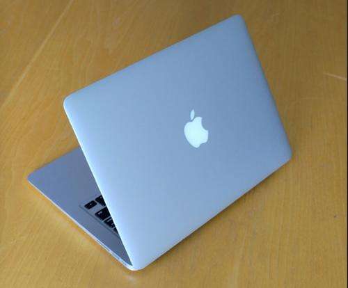 MacBook Air (mid 2012)
