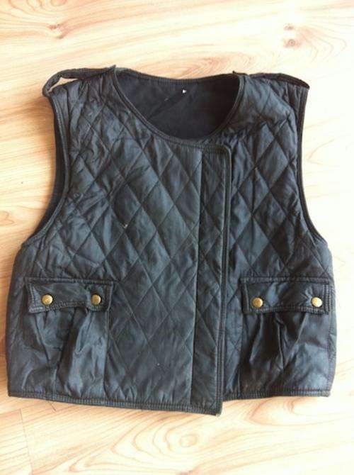 BULLET PROOF VEST!! BALISTIC KEVLAR INSERTS!! AMAZING R1 DEAL!!!