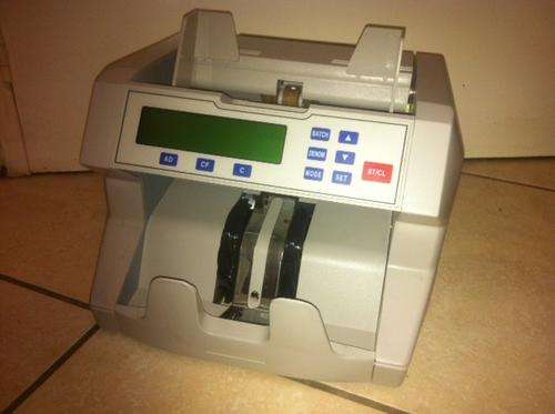 Money note counter!! R1 no reserve!! Please read!!