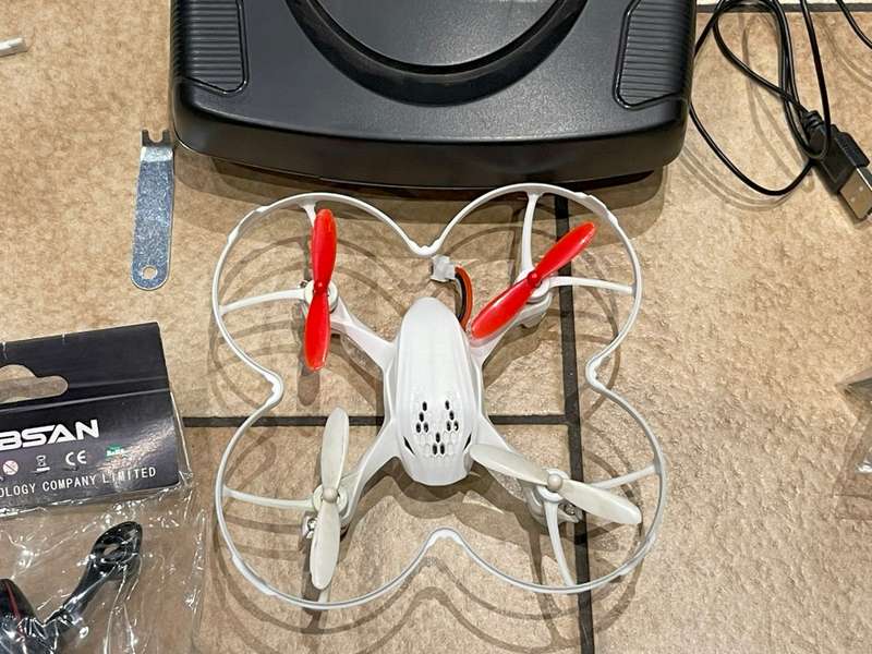 Hubsan X4 FPV Quadcopter Drone with Lots of Extras