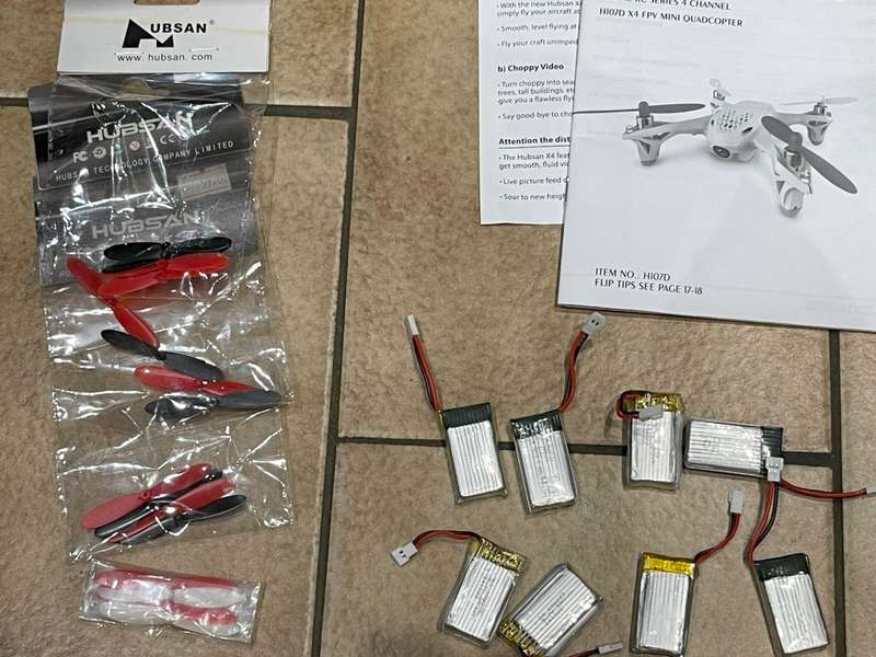 Hubsan X4 FPV Quadcopter Drone with Lots of Extras