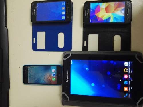 4 phones bundle