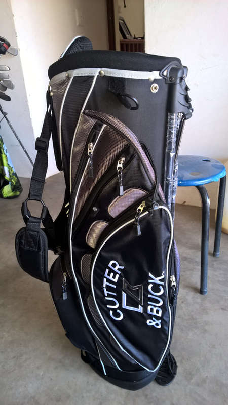 Cutter and Buck Stand Carry Bag