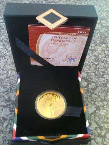 2014 1 OUNCE GOLD 20 YEAR DEMOCRACY COIN