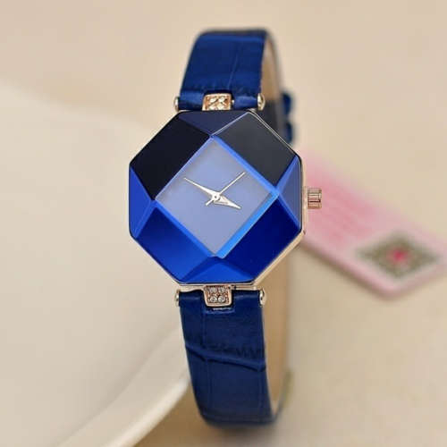 Women Vintage Wood Texture Grain Digital Quartz Watch