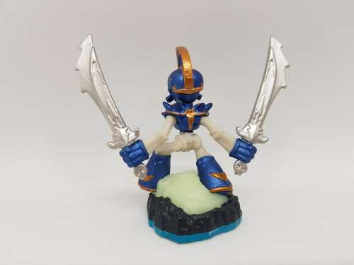Skylanders SWAP Force: Twin Blade Chop Chop Series 3 Character + Trading Card + Sticker Set - New