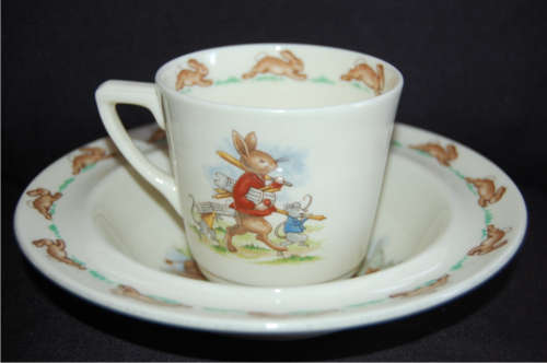 Royal Doulton Bunnykins Duo - Fruit Bowl & Cup - Lovely Condition