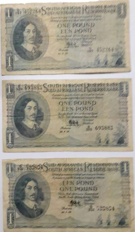 ONE POUND NOTES X3