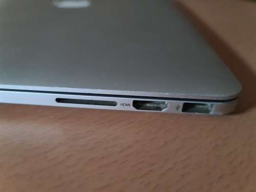 Apple MacBook Pro 15.4inch, Intel core i7, 8gb ram, 251gb hdd