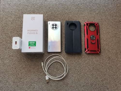 Huawei nova 8i with box