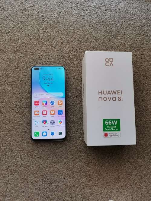 Huawei nova 8i with box