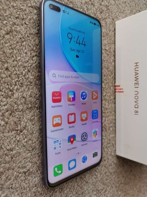 Huawei nova 8i with box