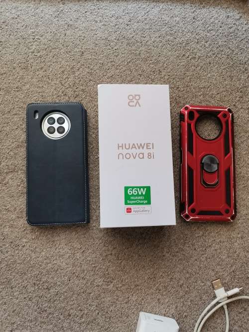 Huawei nova 8i with box