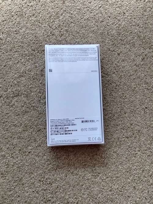 iPhone 11 64gb dual SIM, SEALED!!
