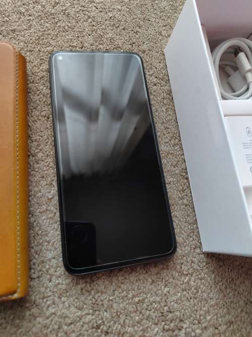 Huawei Nova 8i with 66w fast charger, 128gb 6gb ram excellent condition