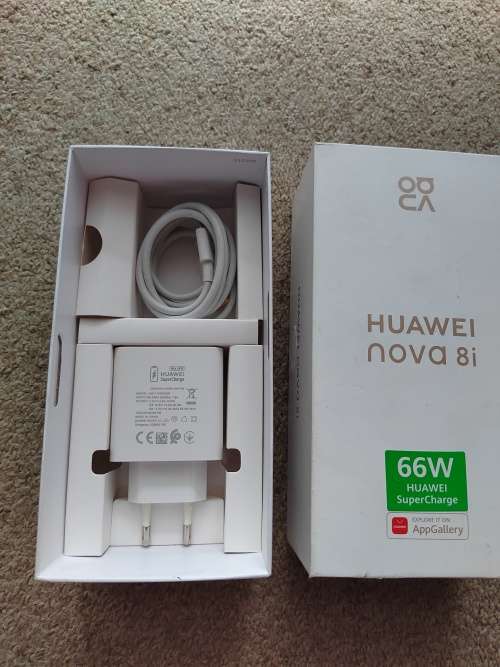 Huawei Nova 8i with 66w fast charger, 128gb 6gb ram excellent condition