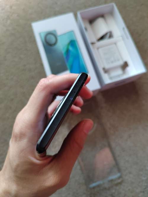 Honor X9a 5g 256gb Dual SIM 13gb ram Immaculate condition
