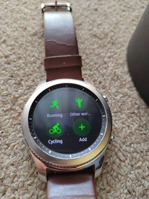 Samsung gear S3 classic smartwatch
