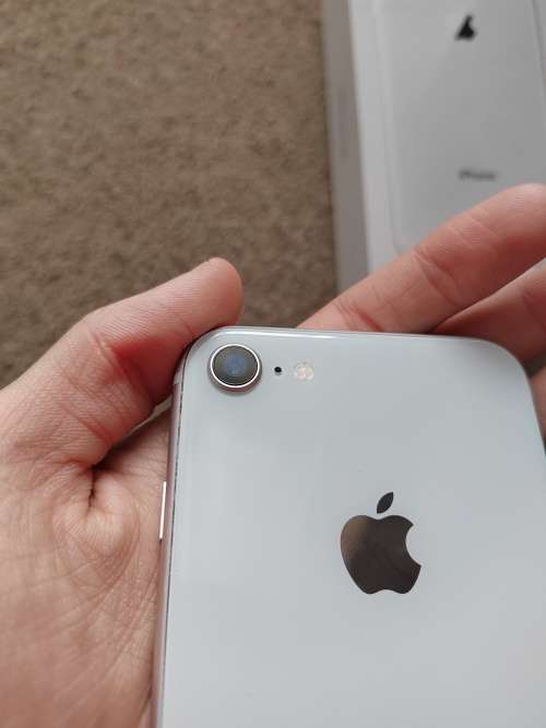 iPhone 8 256gb good condition with box