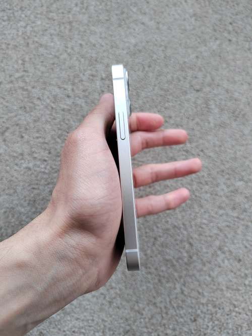 iPhone 13 mini 256gb Dual SIM with cover