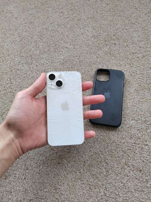 iPhone 13 mini 256gb Dual SIM with cover