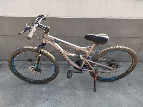 Totem 26` rover unisex mountain bike with box in good condition