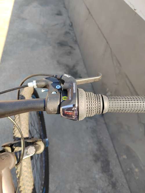 Totem 26` rover unisex mountain bike with box in good condition