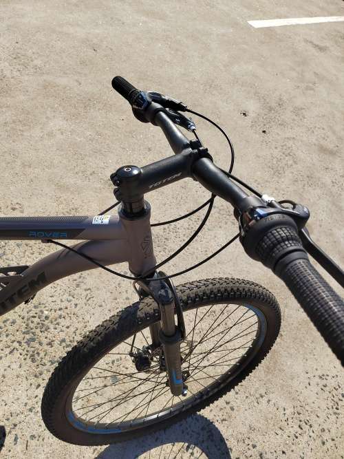 Totem 26` rover unisex mountain bike with box in good condition