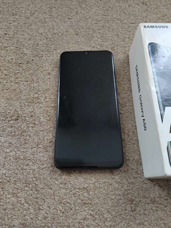Samsung A50 dual SIM 128gb 4gb ram with box and cover