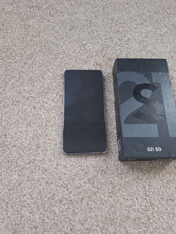 Samsung S21 5G 256gb Dual SIM with box and cover