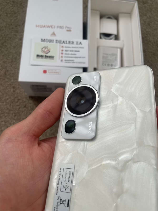 Huawei P60 pro 256gb Dual SIM immaculate condition with box and charger