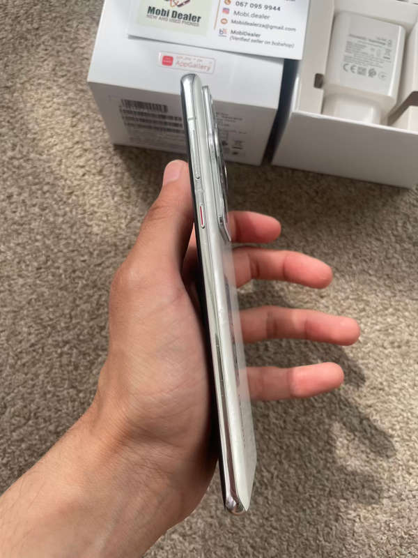 Huawei P60 pro 256gb Dual SIM immaculate condition with box and charger
