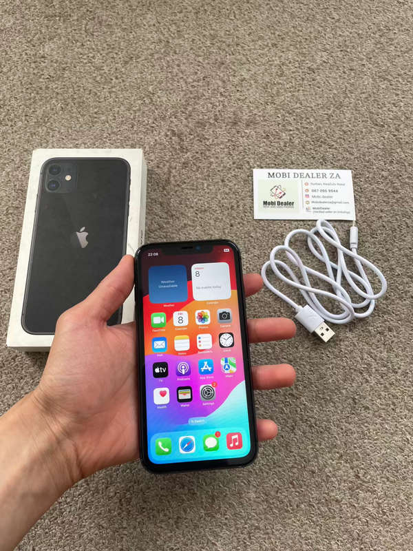 iPhone 11 64gb with box and cable